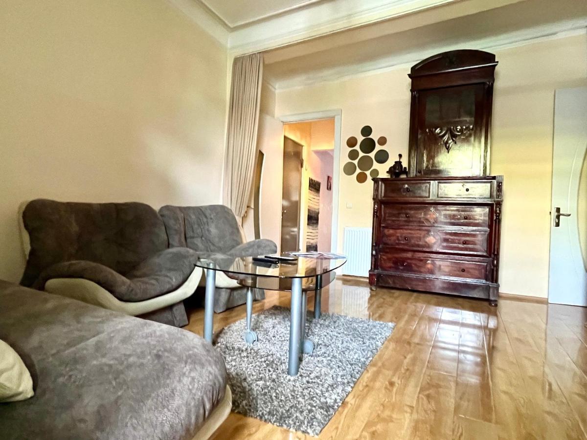 Apartment In Old Tbilisi Orbeliani Square Extérieur photo