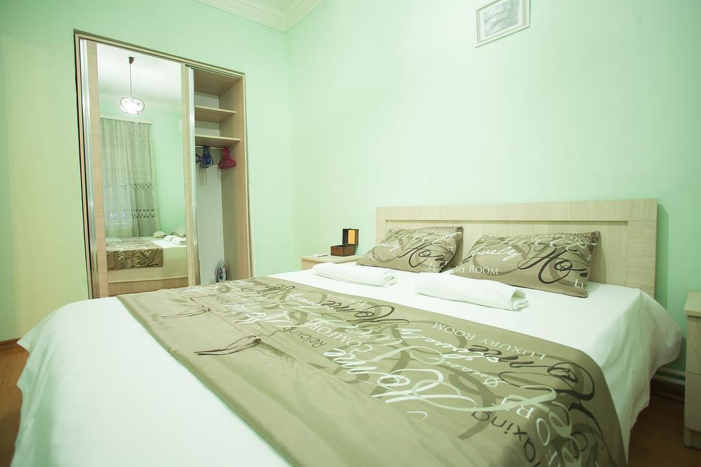 Apartment In Old Tbilisi Orbeliani Square Extérieur photo