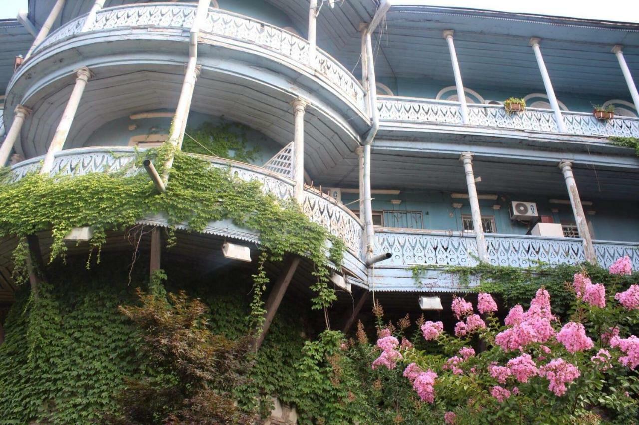 Apartment In Old Tbilisi Orbeliani Square Extérieur photo